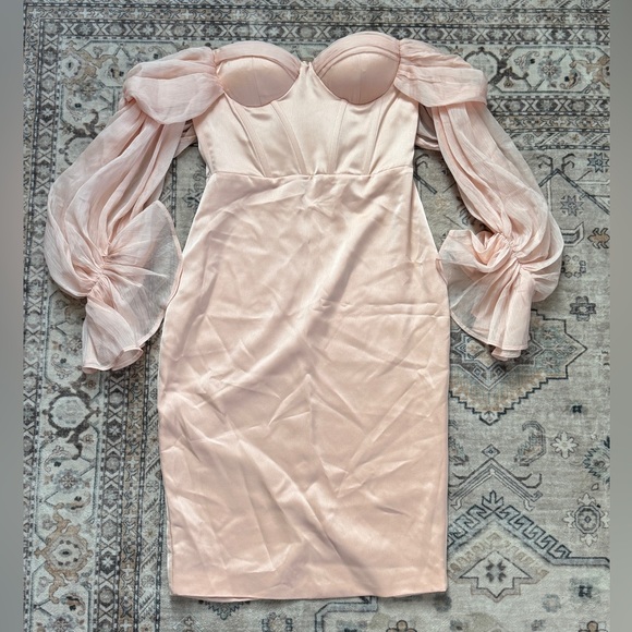 NWT Miss Circle NY Satin Corset Midi Dress - Off-the-Shoulder - Blush - XS - Picture 3 of 8